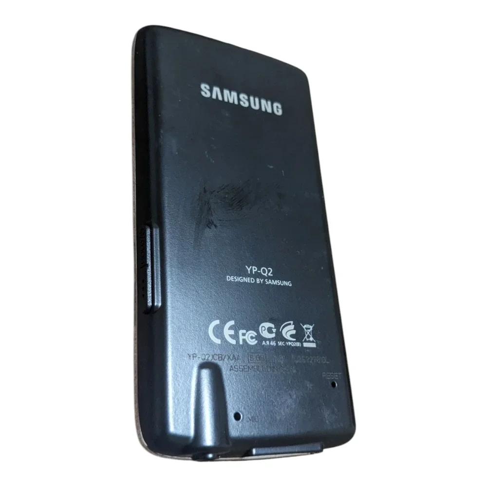 Samsung Q2 Video MP3 Player 8 GB Black YP-Q2 J CB Portable‎ Music Radio